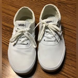 Women’s size 9 1/2 vans white canvas tennis shoes RE